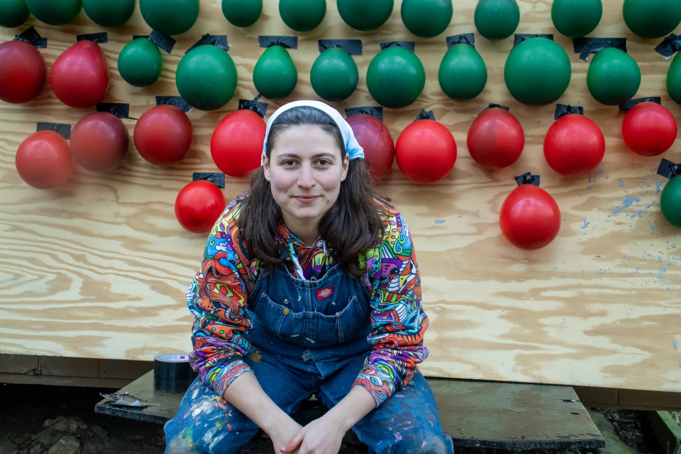 Deconstructing Hustle Culture with Performative and Collaborative Art